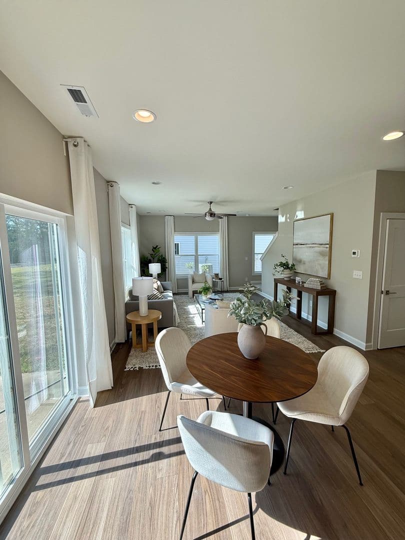 8021 Joy Crossing Ln — photo 8
