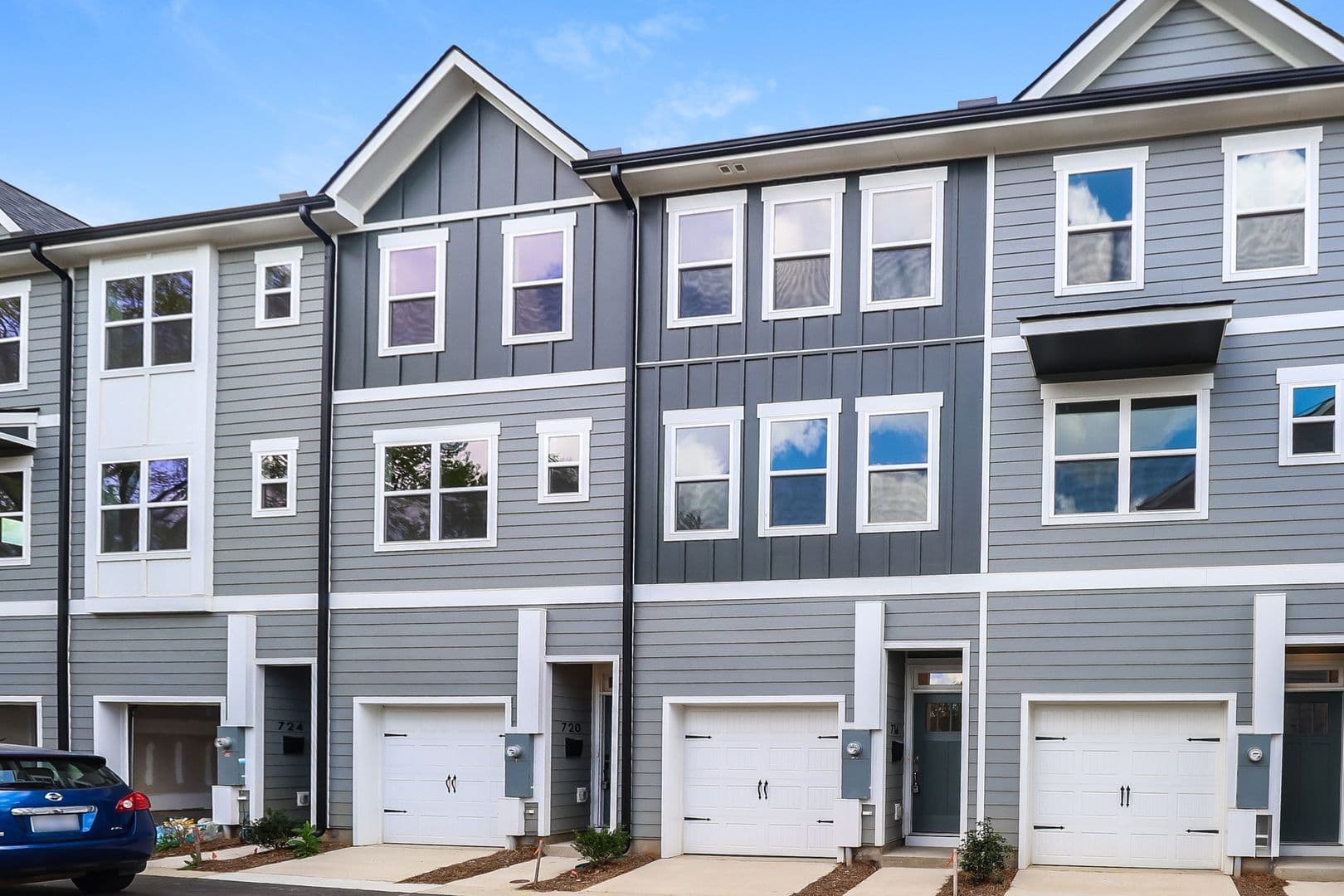 720 Drakeford Ct — photo 16