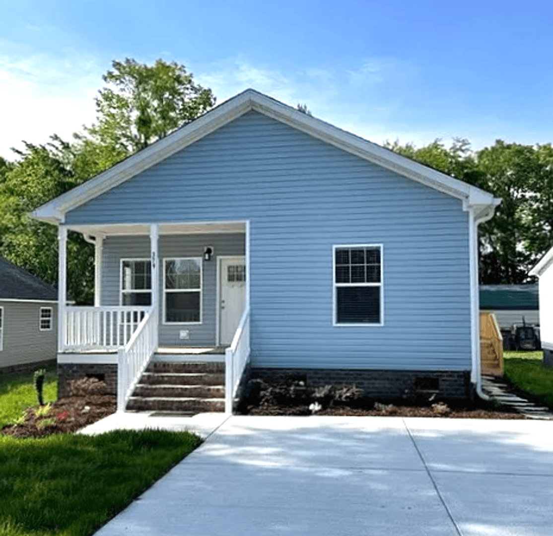 379 Blanche Cir — photo 2