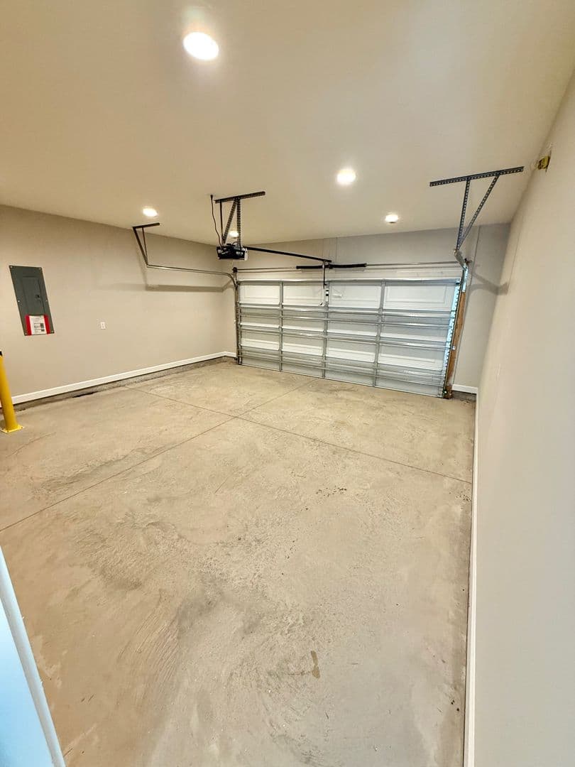 8021 Joy Crossing Ln — photo 14