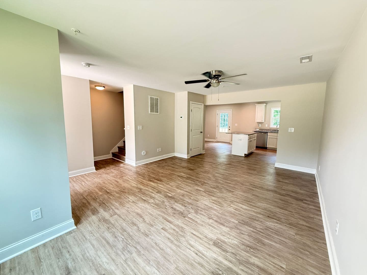 1207 Davis ST, Unit 4