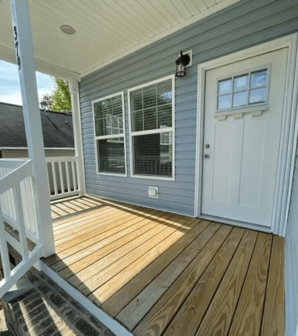 379 Blanche Cir — photo 4
