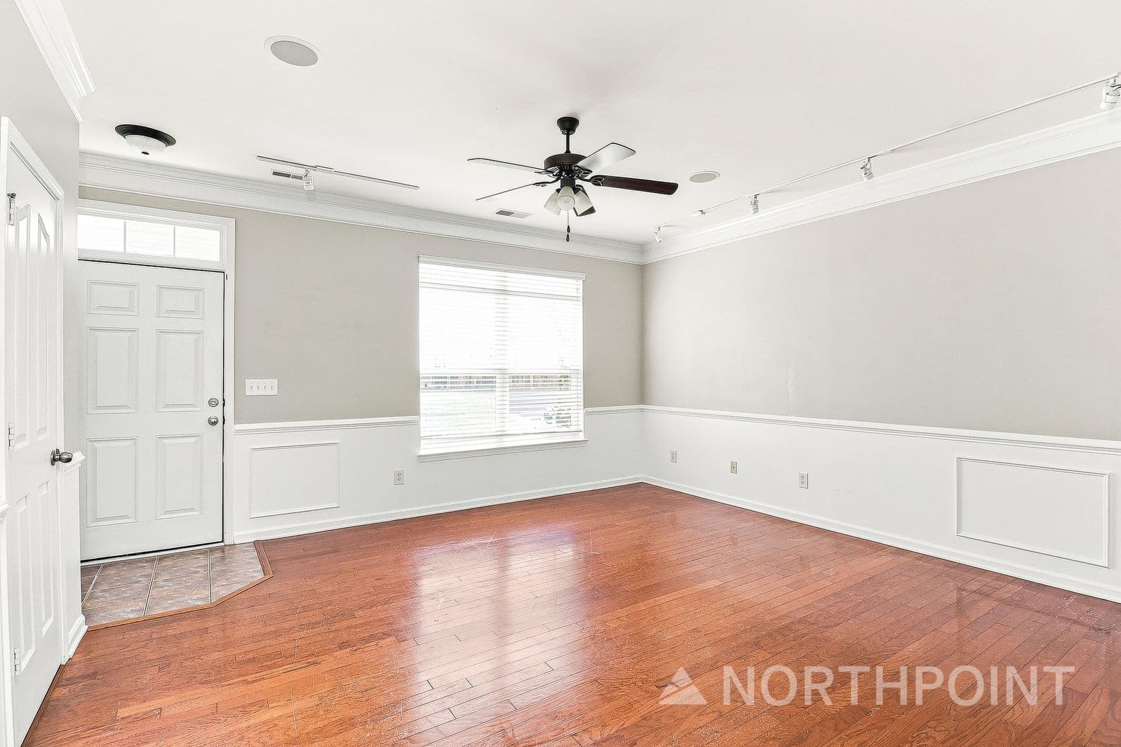 9311 Greenheather Dr — photo 8