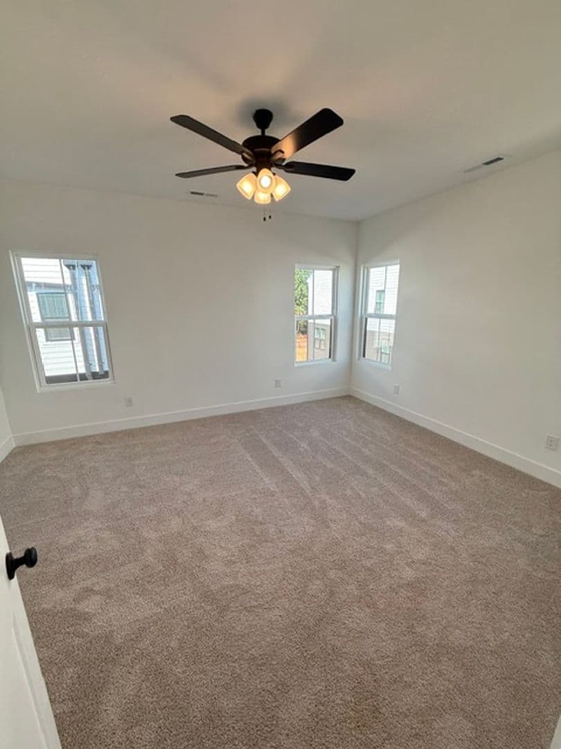 6034 Old Pineville Rd — photo 15