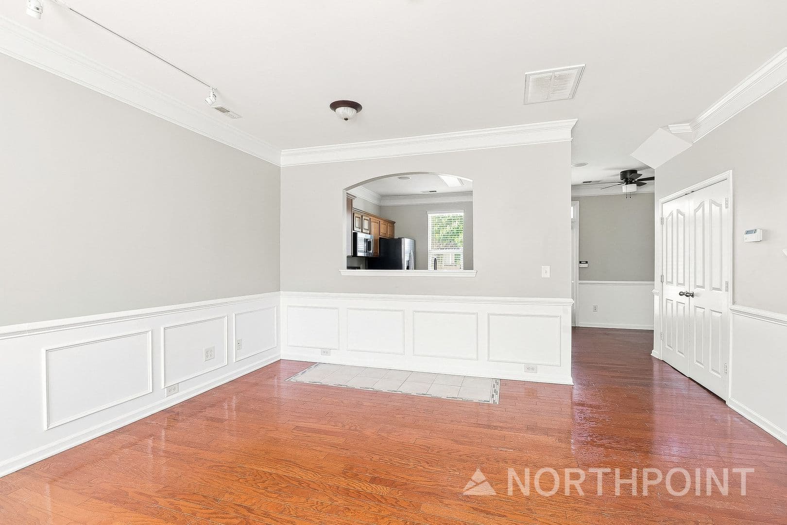 9311 Greenheather Dr — photo 4