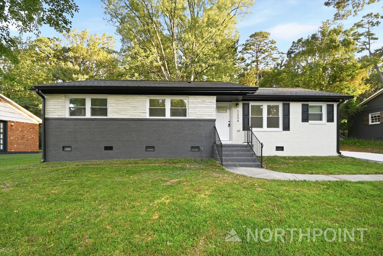 7124 Sherbourne Dr — photo 11